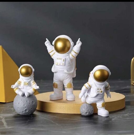 Astronaut (goud) Boetseer Decoratie (3pcs)